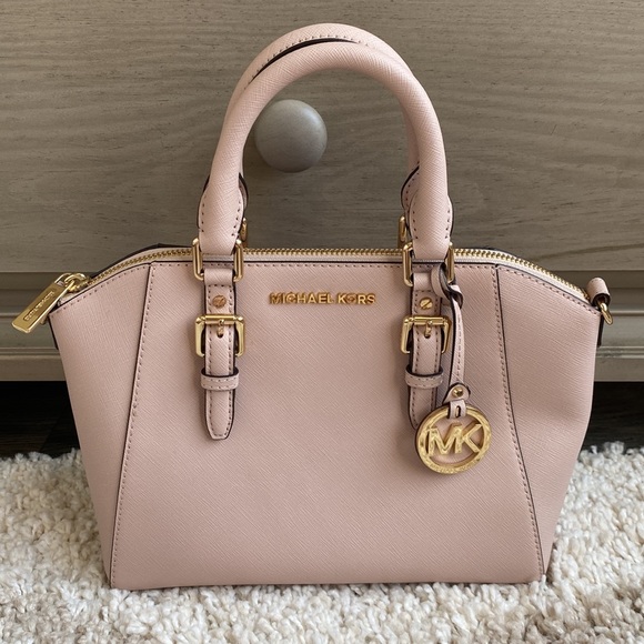 ‼️SOLD‼️Michael Kors Ciara small bag soft pink/gold - Picture 7 of 7